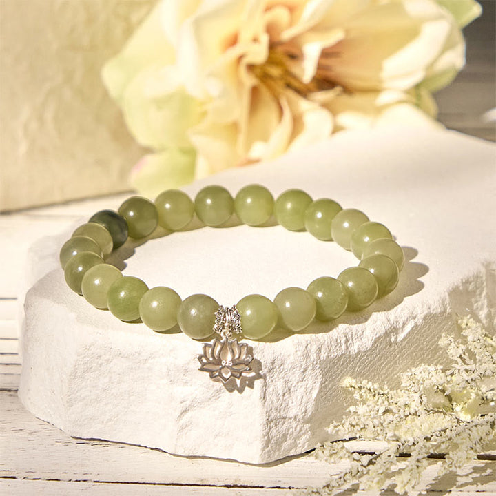 Bracciale della fortuna in argento sterling 925 con pietre di loto e giada ciano naturale Buddha Stones - image 1