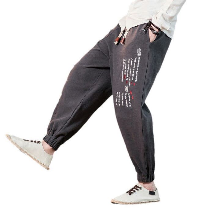 Pantaloni da uomo in cotone con tasche e motivo a caratteri cinesi ricamati con Buddha Stones - image 9