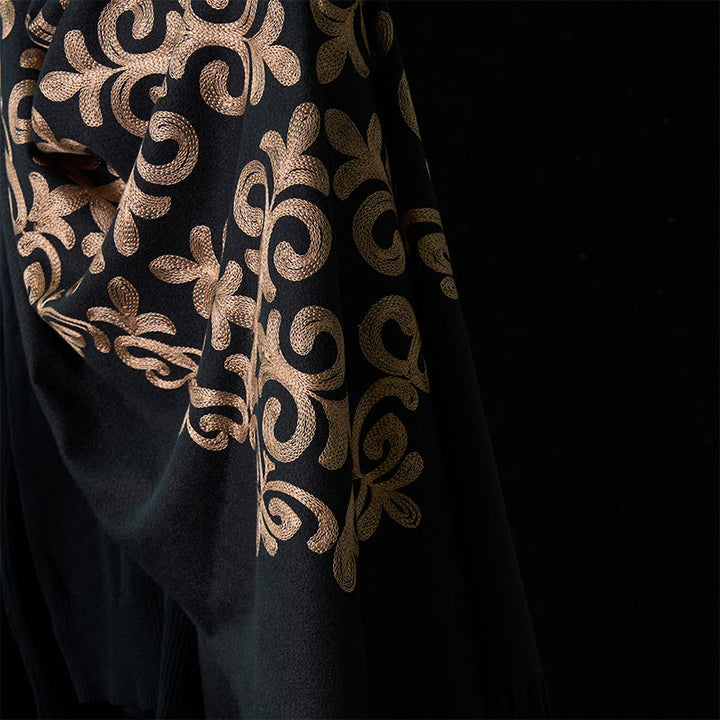 Sciarpa scialle con nappa e motivo a fiori dorati a forma di diamante nero invernale Buddha Stones - image 4