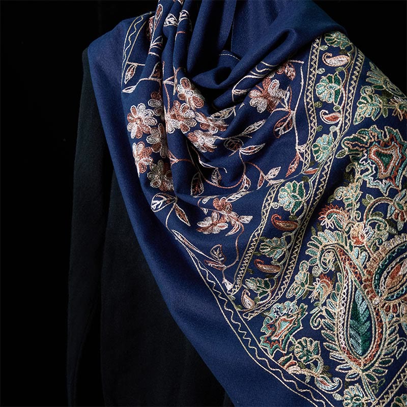 Sciarpa scialle con nappa e motivo a fiori di anacardi, motivo a piccoli fiori, motivo a pietre Buddha Stones , marrone-beige invernale - image 3