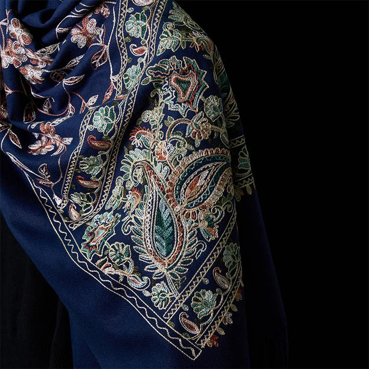 Sciarpa scialle con nappa e motivo a fiori di anacardi, motivo a piccoli fiori, motivo a pietre Buddha Stones , marrone-beige invernale - image 4