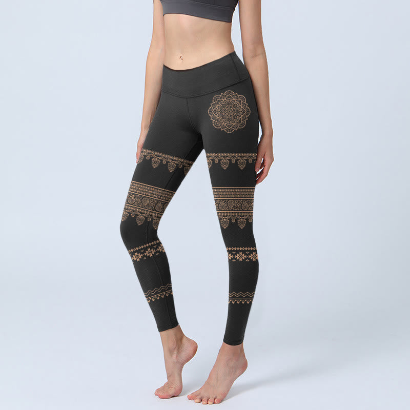 Leggings da palestra con motivo floreale e foglie, motivo Buddha Stones Mandala, pantaloni da yoga da donna - Nero - US18, UK/AU22, EU50 (4XL) - image 0
