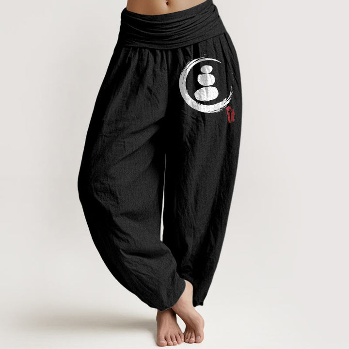 Pantaloni harem in cotone con elastico in vita e motivo a cerchio con pietre impilate Buddha Stones Ensō - Nero - US22, UK/AU26, EU54 (6XL) - image 5