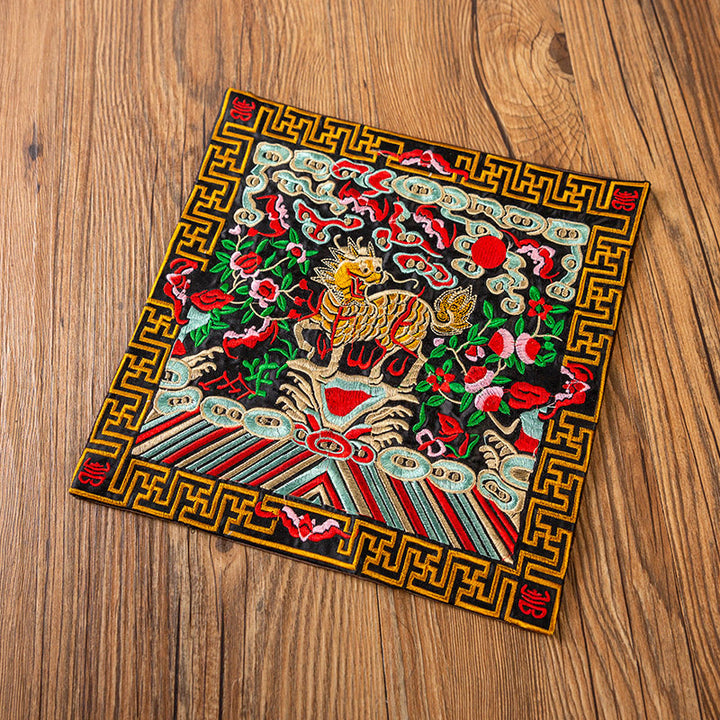 Buddha Stones Phoenix Dragon Kirin Ricamo Sottobicchiere per tazza da tè Sottobicchiere per tazza da tè Kung Fu