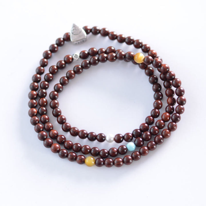 Braccialetto a triplo giro con protezione del carattere Fu, in argento Buddha Stones 925, con piccola foglia indiana in legno di sandalo rosso