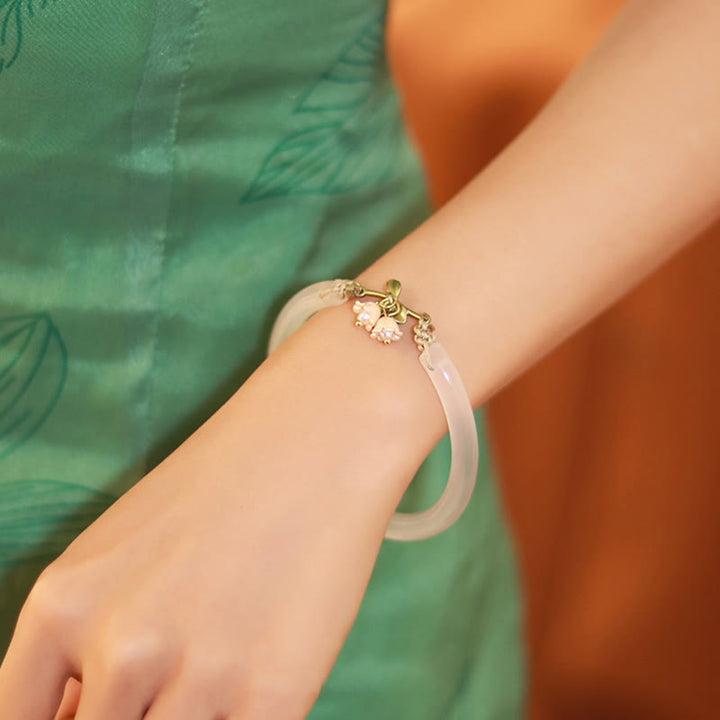 Braccialetto con fiore di mughetto, felicità e forza