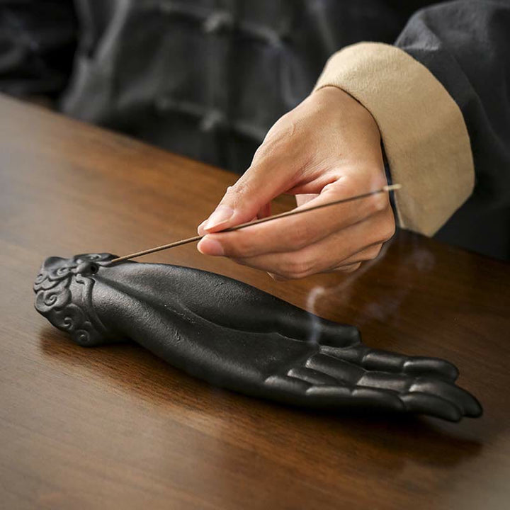 Bruciatore di incenso di benedizione con nuvole di buon auspicio in ceramica a mano di Buddha