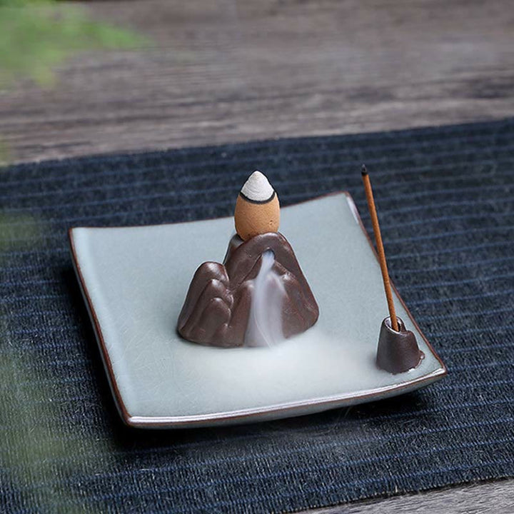 Bruciatore di incenso spirituale a riflusso quadrato in ceramica con fiore di prugna di loto