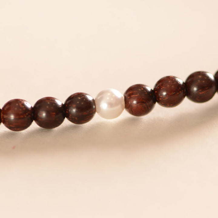 Braccialetto a triplo giro con protezione del carattere Fu, in argento Buddha Stones 925, con piccola foglia indiana in legno di sandalo rosso