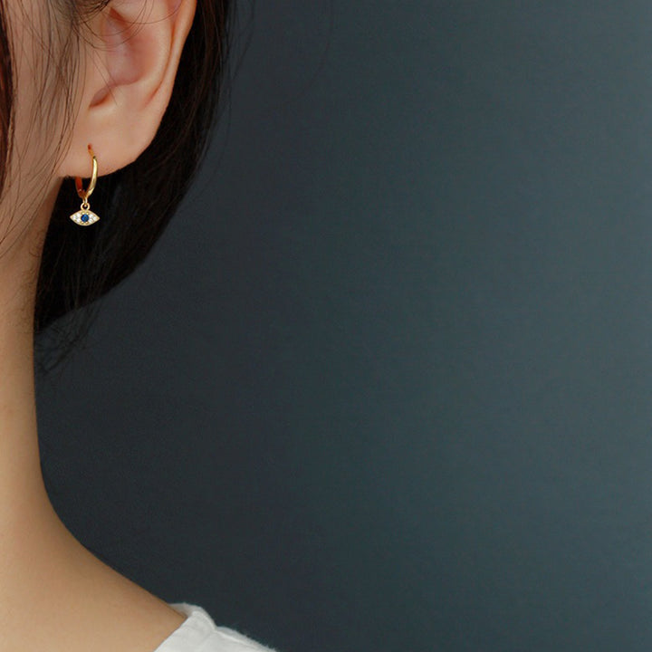 Orecchini a perno con protezione contro il malocchio in argento sterling 925 Buddha Stones