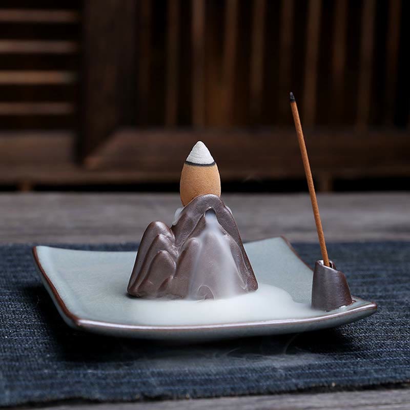 Bruciatore di incenso spirituale a riflusso quadrato in ceramica con fiore di prugna di loto