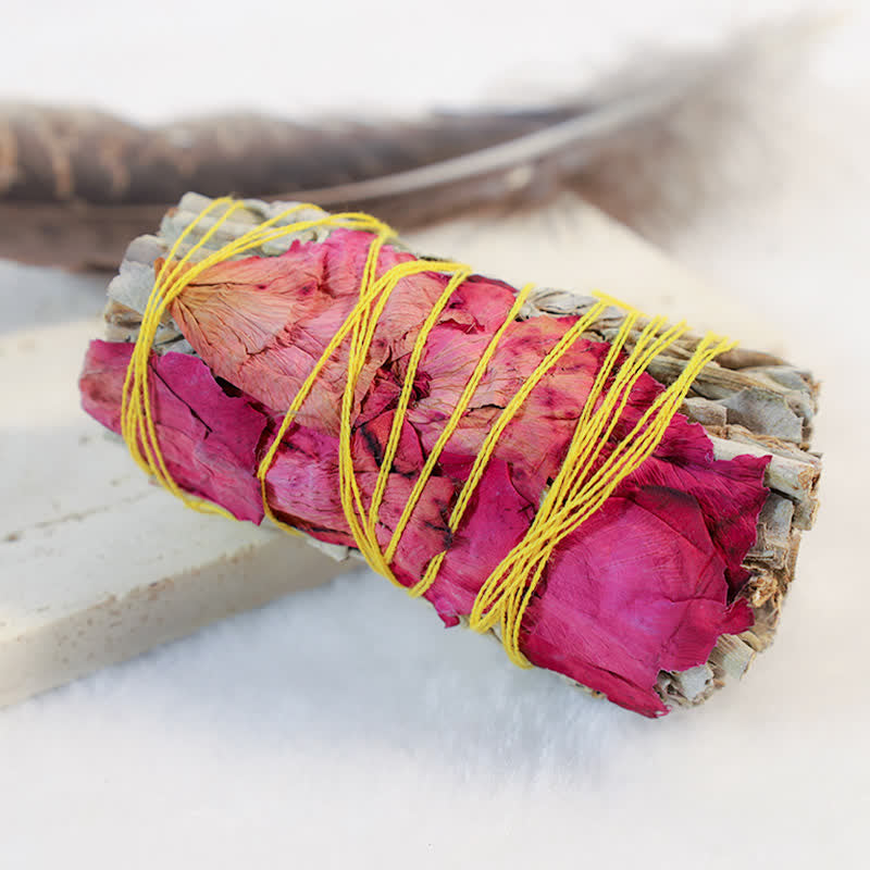 Buddha Stones, margherite colorate, fiori di rosa rossa, bastoncino di sbavatura per la pulizia della casa, incenso, guarigione, meditazione, bastoncino di sbavatura, rituali, set