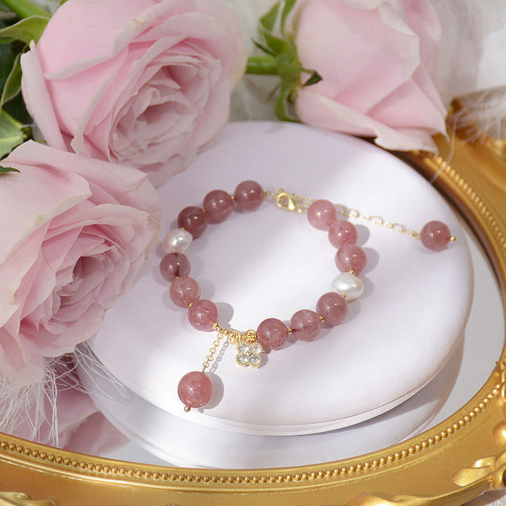 Braccialetto dell'amore con quadrifoglio a quattro foglie di perle di quarzo fragola naturale Buddha Stones