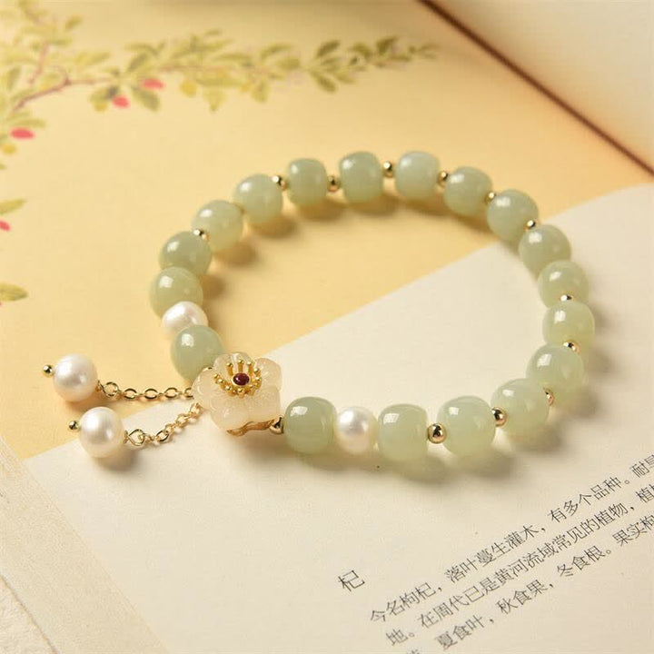 Braccialetto di abbondanza di felicità con perle e fiori di giada di Hetian