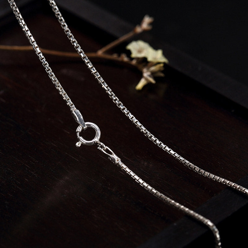 Collana con ciondolo calmante in labradorite con vari cristalli e Buddha Stones Zen Cairn - image 41