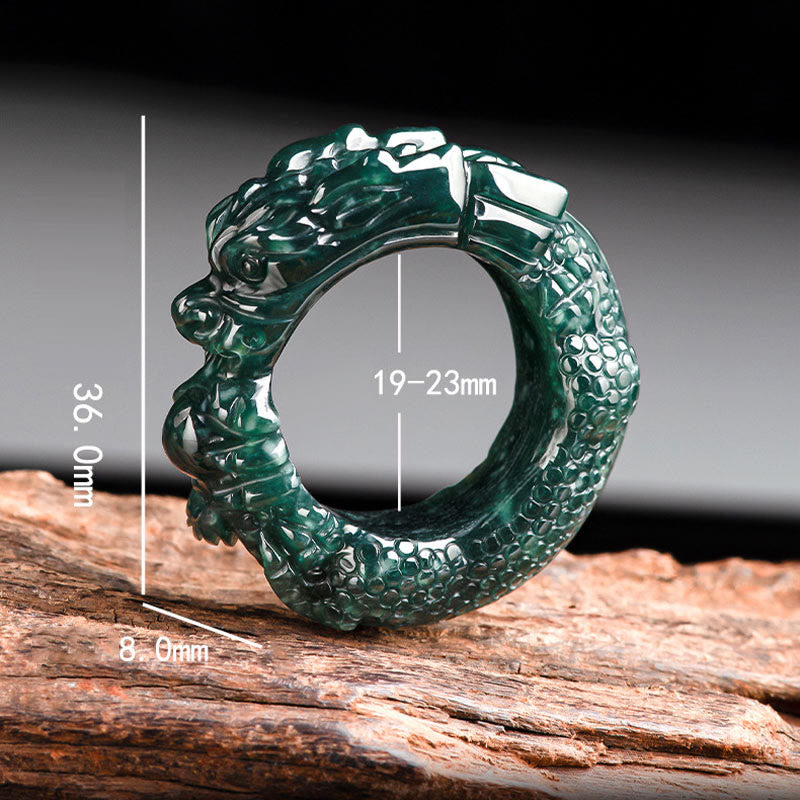 Anello di successo intagliato con drago di giada ciano naturale Buddha Stones