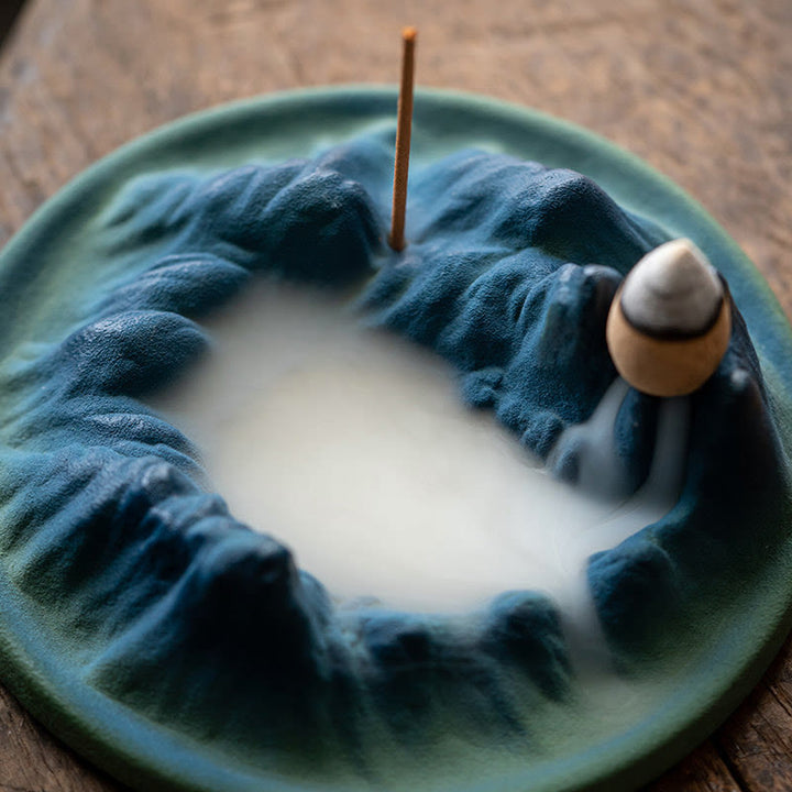 Bruciatore di incenso creativo Mountain River in ceramica con flusso di ritorno curativo
