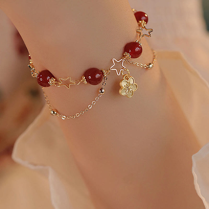 Bracciale Buddha Stones placcato oro 14k con ciondolo a forma di fiore di agata rossa e stella