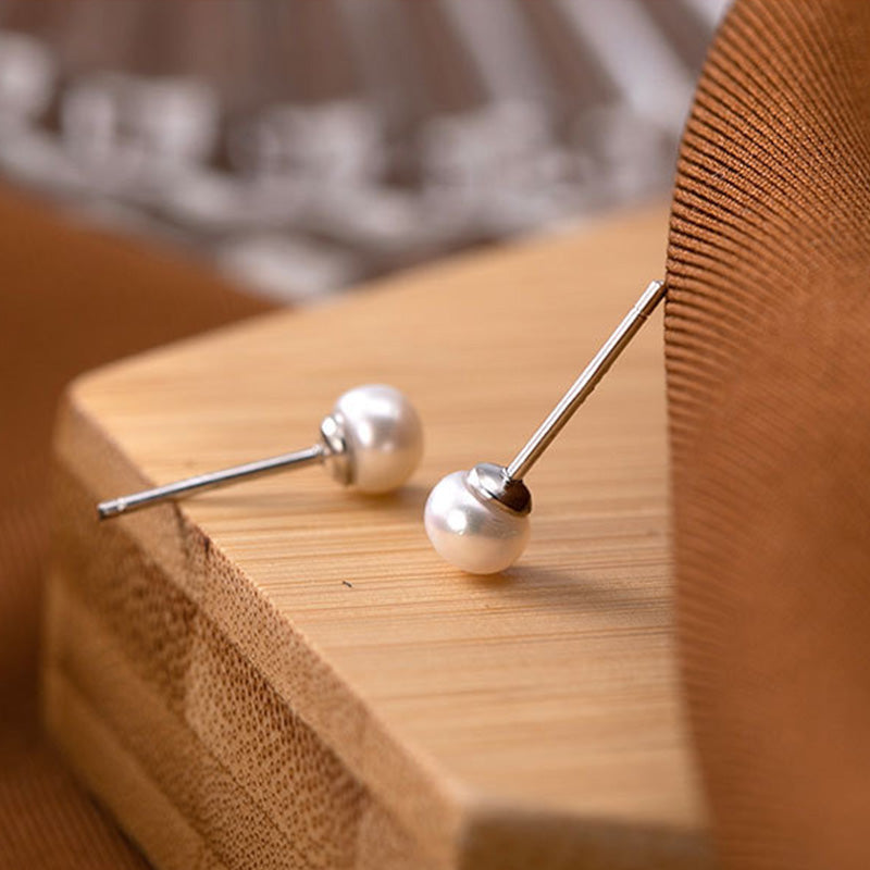 Orecchini a bottone Buddha Stones in argento sterling 925 con perle e ricchezza