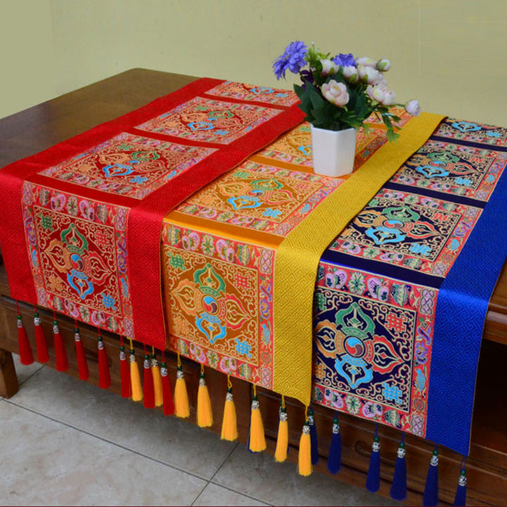 Buddha Stones Tappetino per l'altare della preghiera Man-Bcu Kalachakra Nodo infinito Vajra Simboli tibetani di buon auspicio Nappe Runner da tavolo