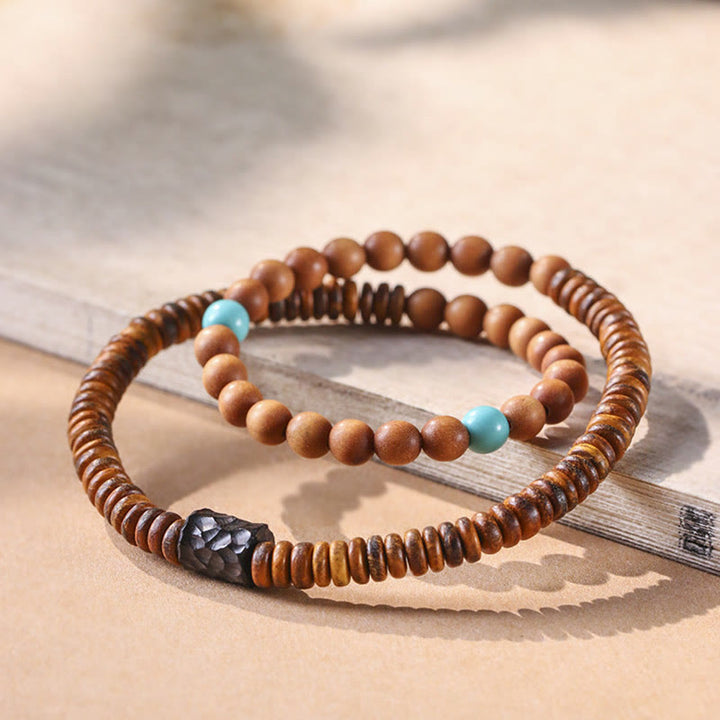 Braccialetto di protezione a doppio giro con Buddha Stones di sandalo, piccola foglia di sandalo rosso e turchese