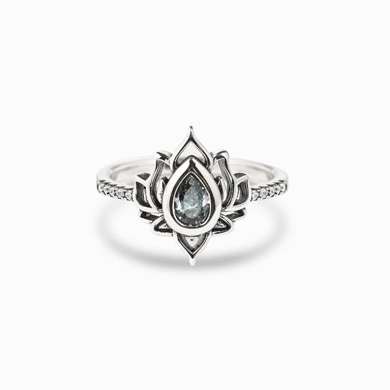 Anello di protezione con benedizione in zircone e loto in argento sterling Buddha Stones