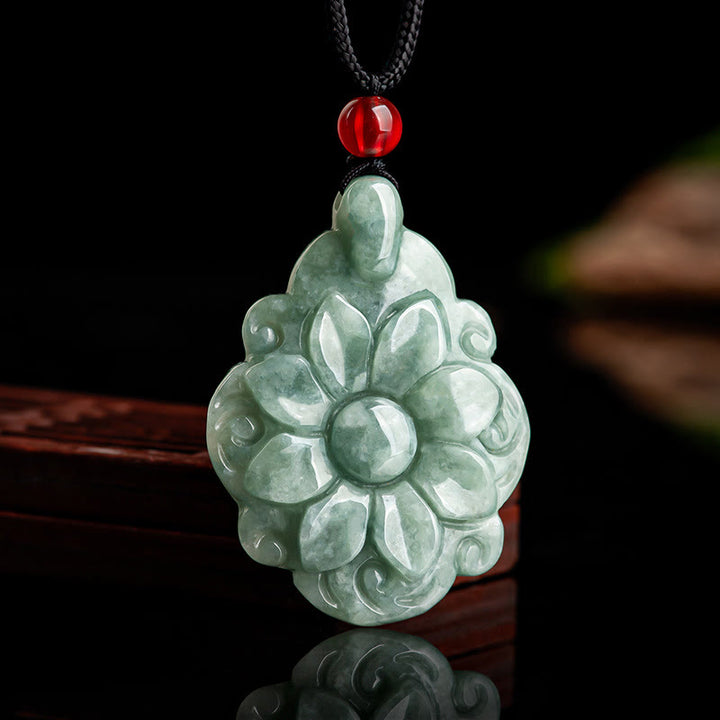 Buddha Stones Collana con ciondolo portafortuna con motivo floreale Kalanchoe blossfeldiana in giada naturale