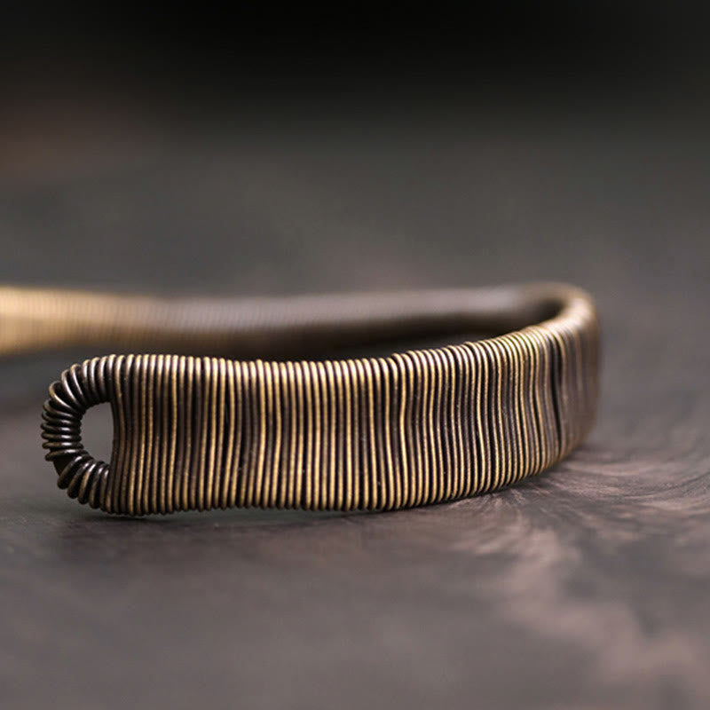 Bracciale regolabile con polsino in rame avvolto con Buddha Stones dal design semplice e fortuna e ricchezza