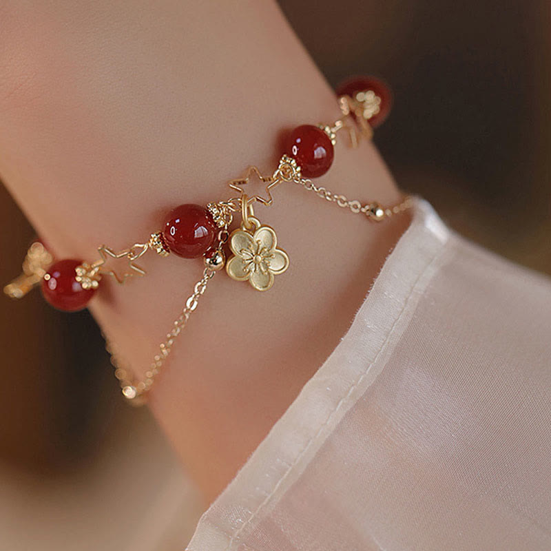 Bracciale Buddha Stones placcato oro 14k con ciondolo a forma di fiore di agata rossa e stella