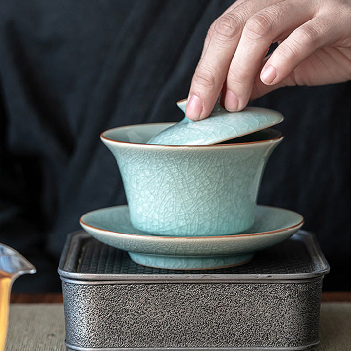 Buddha Stones Retro Green Ice Glaze Ceramic Gaiwan Sancai Tazza da tè Kung Fu Tazza da tè e piattino con coperchio