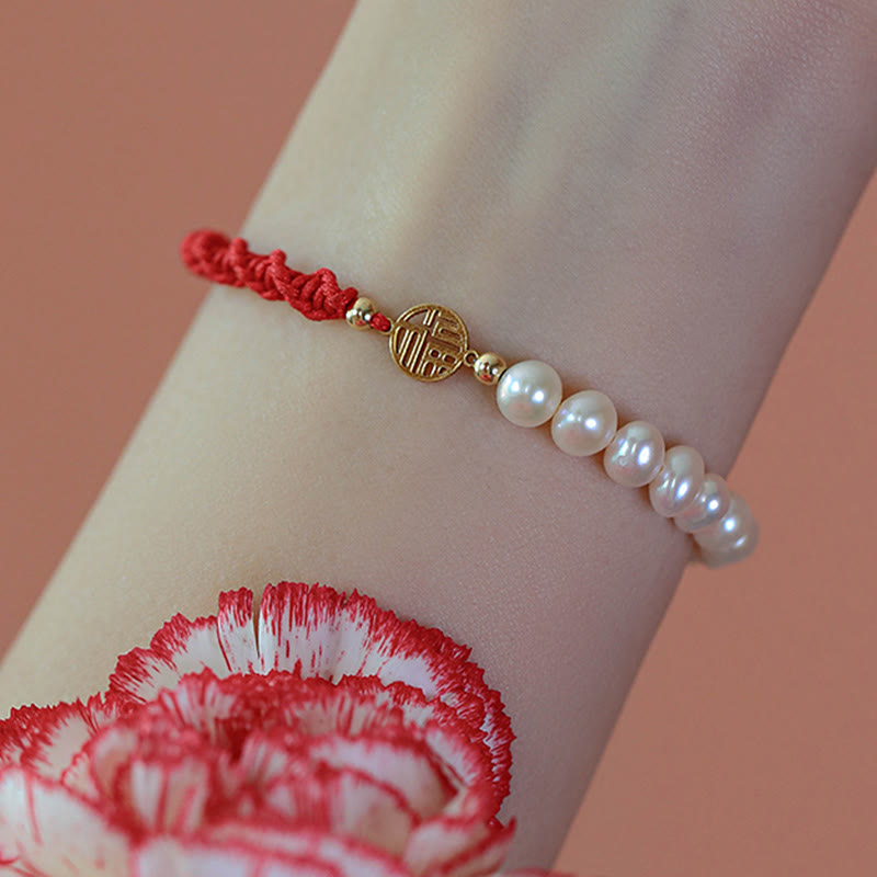 Braccialetto con treccia rossa e perle placcate in oro 14K e protezione dalla fortuna