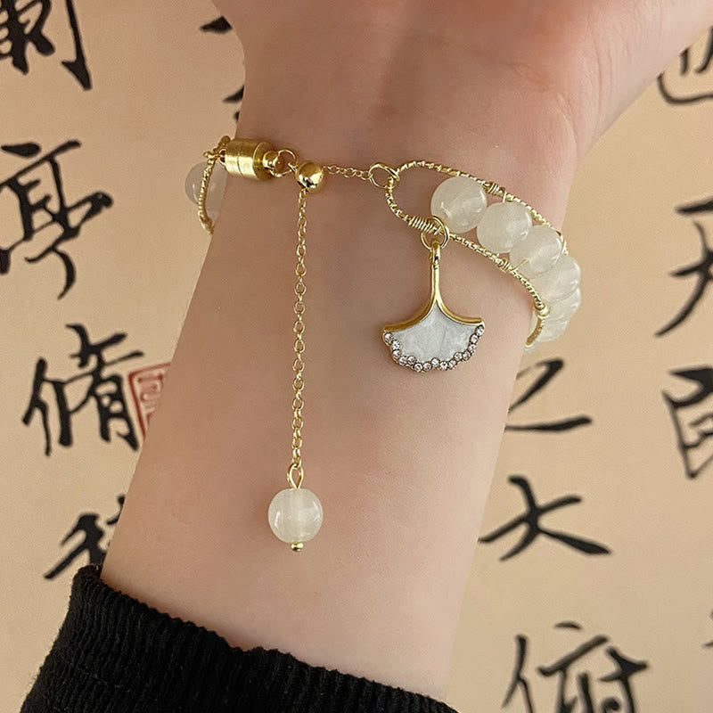 Braccialetto della fortuna con perline di giada e foglie di ginkgo di Buddha Stones
