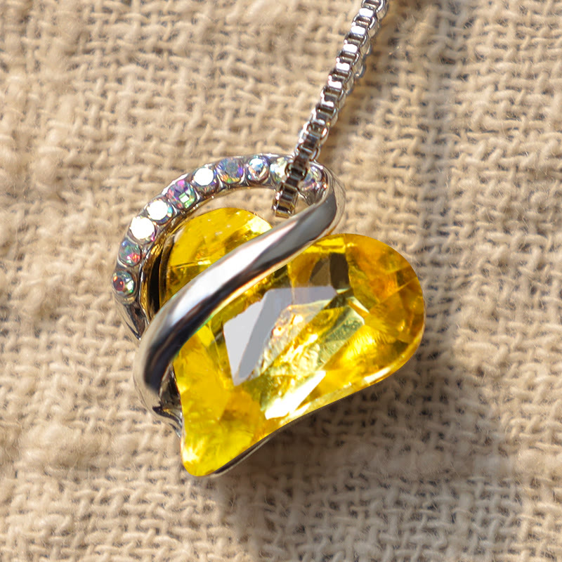 Collana con ciondolo con energia curativa, pietra portafortuna del cuore Buddha Stones d'amore