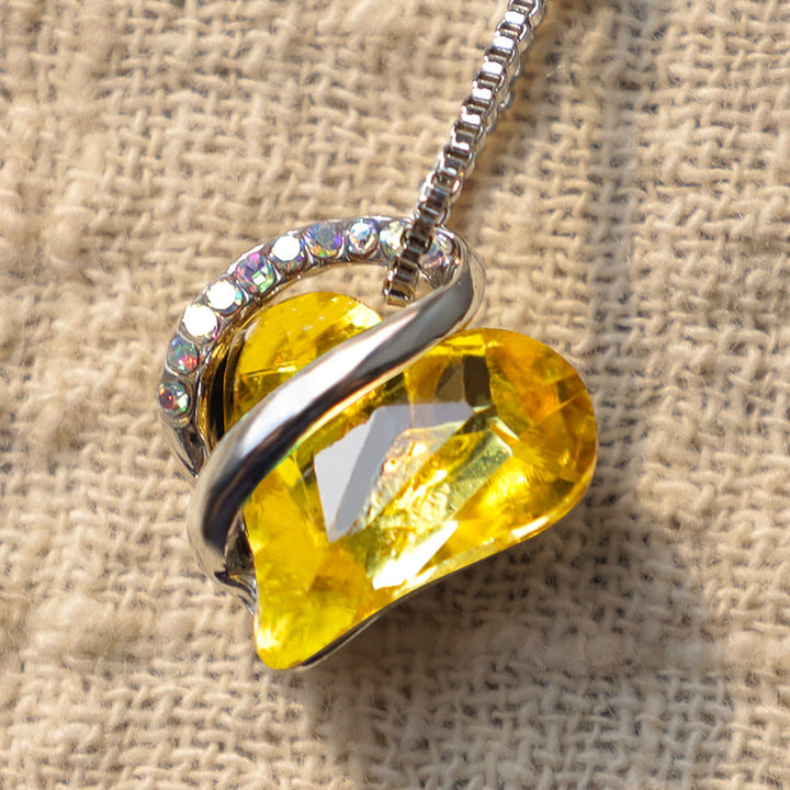 Collana con ciondolo con energia curativa, pietra portafortuna del cuore Buddha Stones d'amore