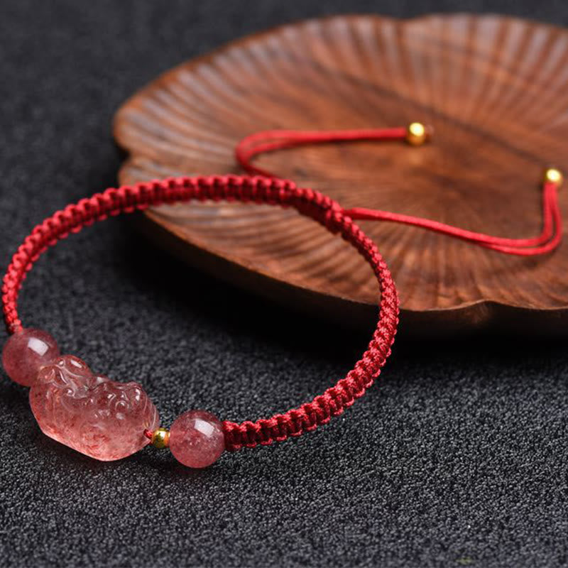 Braccialetto portafortuna rosso con corda PiXiu in quarzo fragola naturale Buddha Stones
