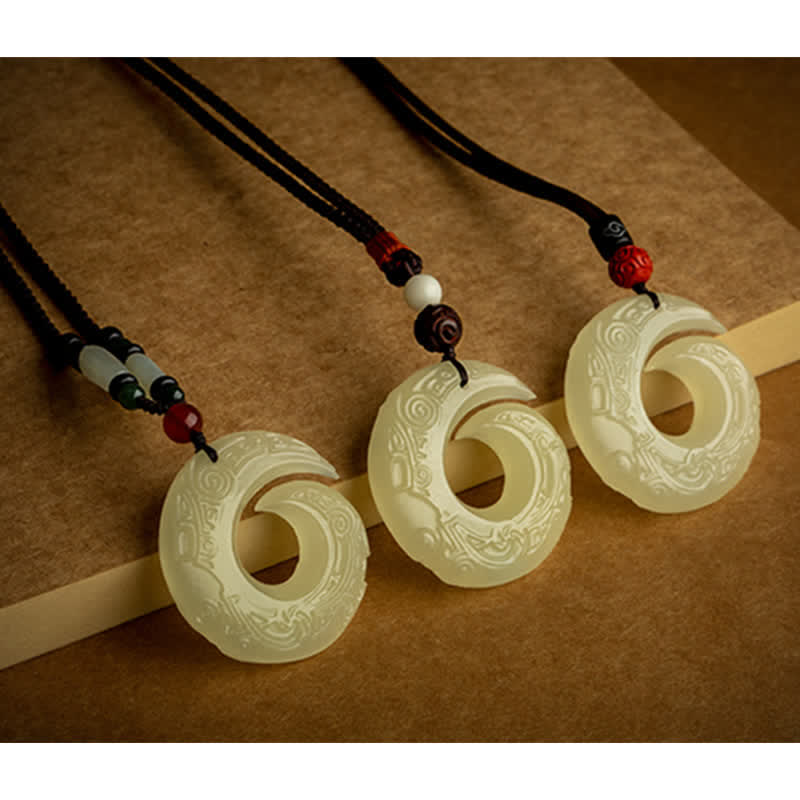 Collana con Buddha Stones, ciondolo in pietra di pace, ciondolo in pietra di giada, ciondolo in pietra di sandalo rosso, ciondolo in pietra di cinabro, ciondolo in pietra di agata, ciondolo in pietra di fortuna