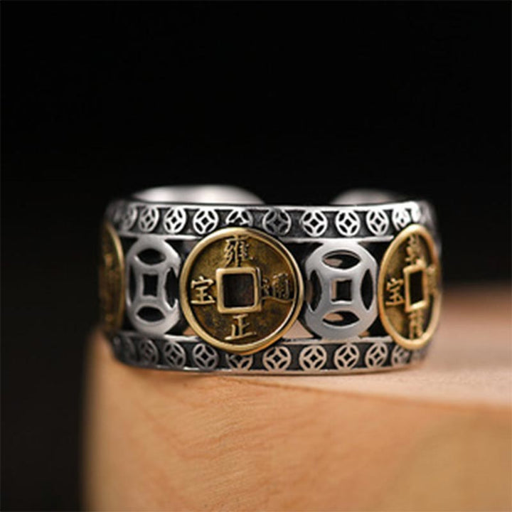 Anello regolabile con equilibrio di cinque monete dell'imperatore Buddha Stones