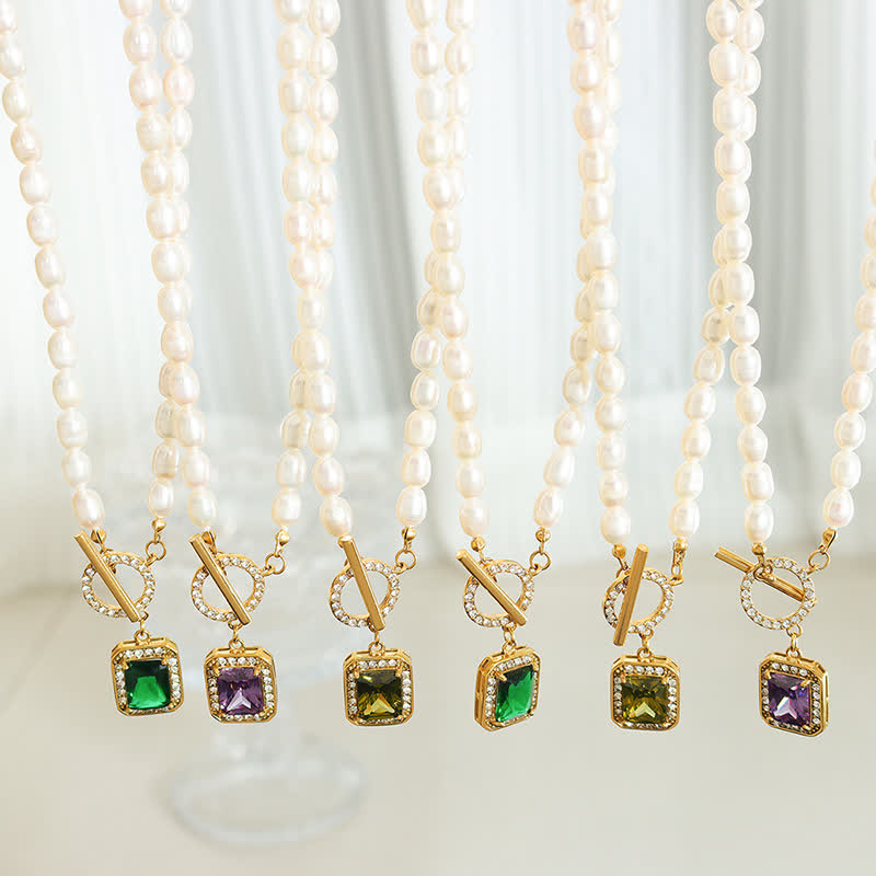 Collana con ciondolo con ciondolo di perle e zirconi della ricchezza