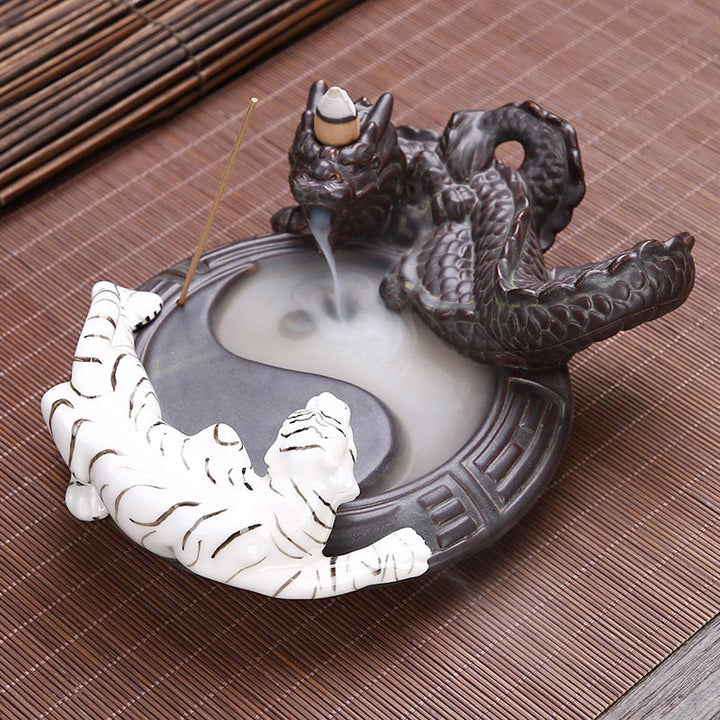 Buddha Stones Tigre Drago Fontana di fumo a riflusso Ceramica Yin Yang Benedizione Bruciatore di incenso Decorazione