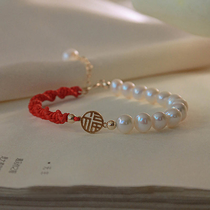 Braccialetto con treccia rossa e perle placcate in oro 14K e protezione dalla fortuna