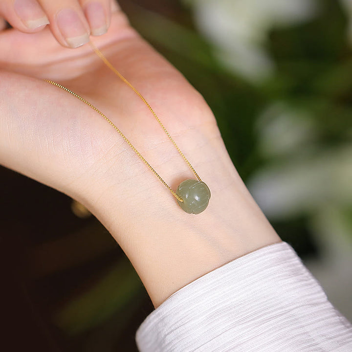Collana con ciondolo a forma di farfalla Buddha che ride in giada ciano naturale Hetian Jade in argento sterling 925 - Loto di giada di Hetian - image 12