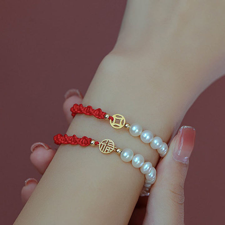 Braccialetto con treccia rossa e perle placcate in oro 14K e protezione dalla fortuna