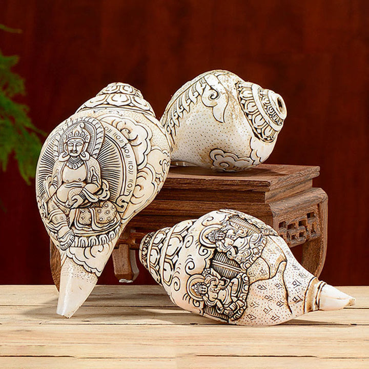 Decorazione di ricchezza di conchiglia di conchiglia di Avalokitesvara Buddha tibetano inciso a mano Shankha - image 1