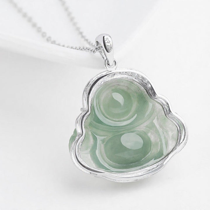 Buddha Stones Collana con ciondolo portafortuna a forma di Buddha che ride in argento sterling 925 con intarsio in giada verde e catena in acciaio al titanio. - image 2