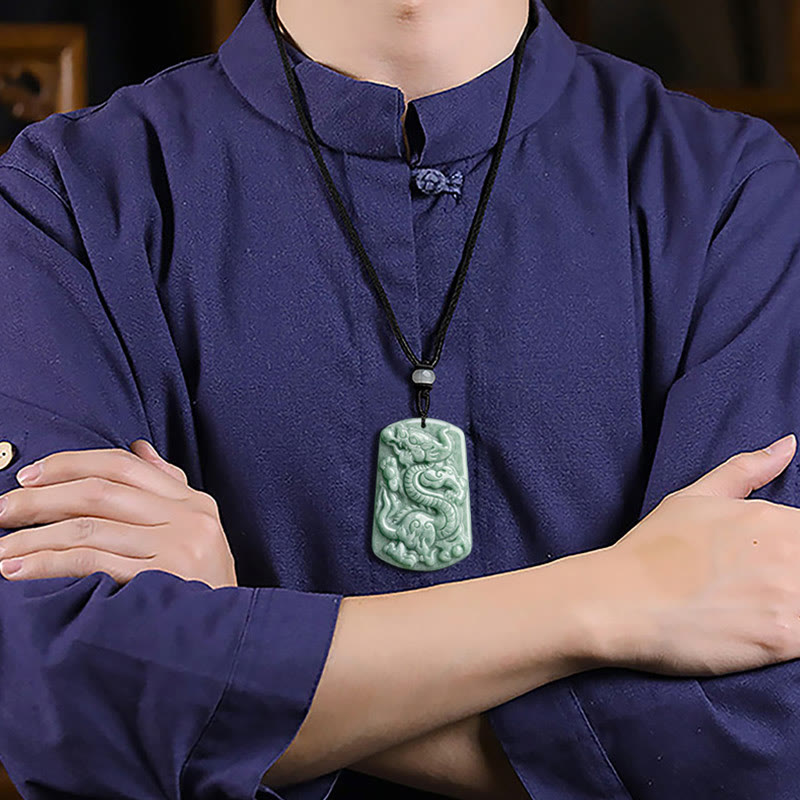 Buddha Stones Anno del Drago Zodiaco Cinese Drago Giada Amuleto Collana Pendente