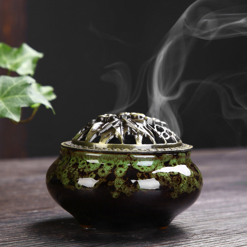Buddha Stones Flower Pattern Ceramica Benedizione Meditazione Incenso Bruciatore Decorazione
