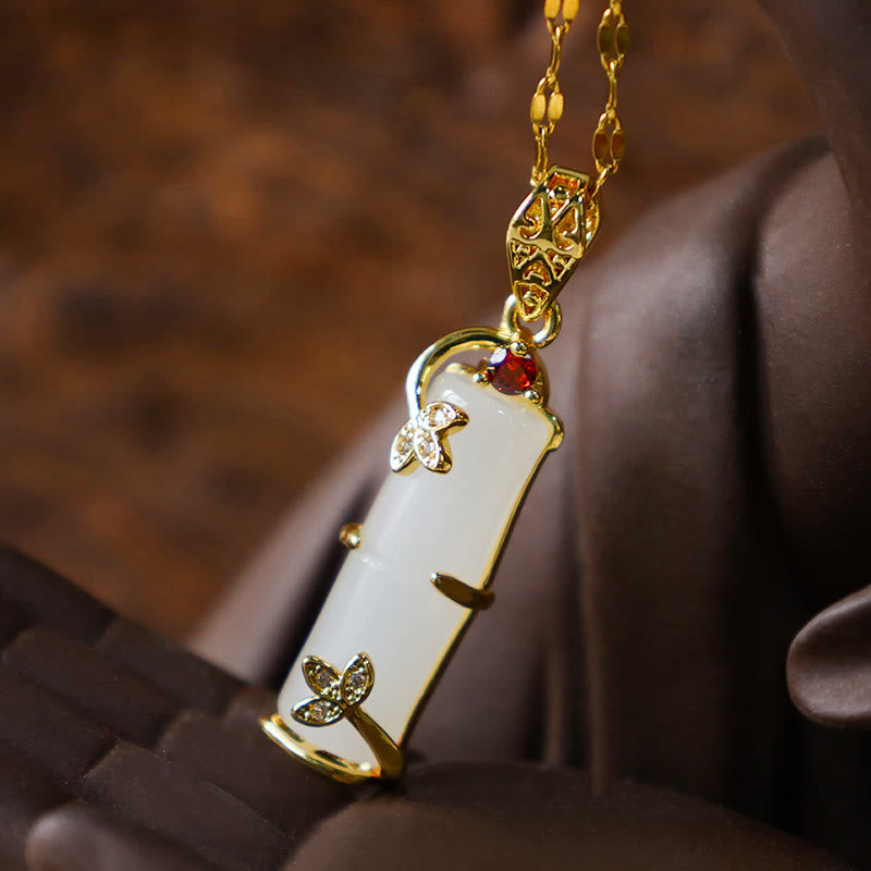 Collana con ciondolo di protezione dalla fortuna in bambù, giada bianca e giada ciano Buddha Stones
