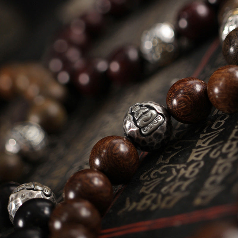 Buddha Stones Buddha Cure in argento sterling 999 con piccole foglie di sandalo verde e sandalo rosso