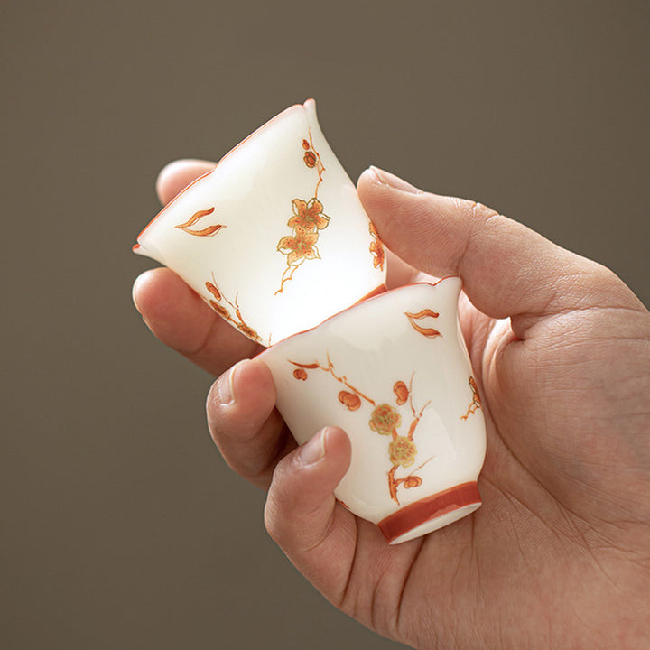 Buddha Stones Fiori di porcellana bianca Gaiwan in ceramica Sancai Tazza da tè Kung Fu Tazza da tè e piattino con coperchio