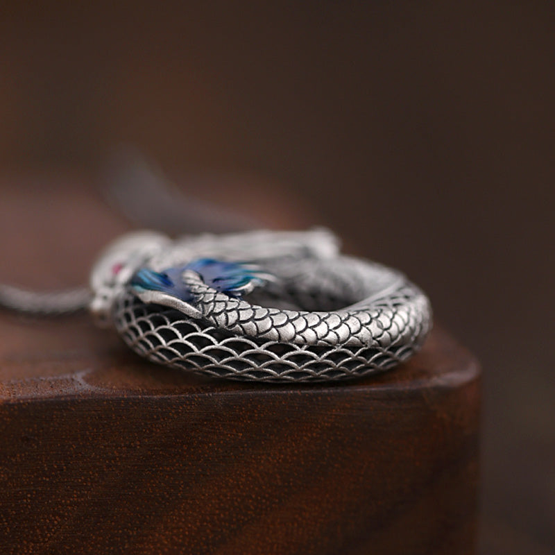 Buddha Stones 999 Sterling Silver Anno del Drago Fibbia di Pace Auspiciosa Collana Pendente di Successo Intagliato